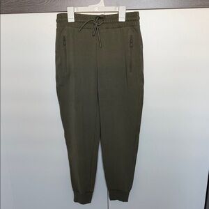 Old Navy Active High-Rise Joggers in Olive
